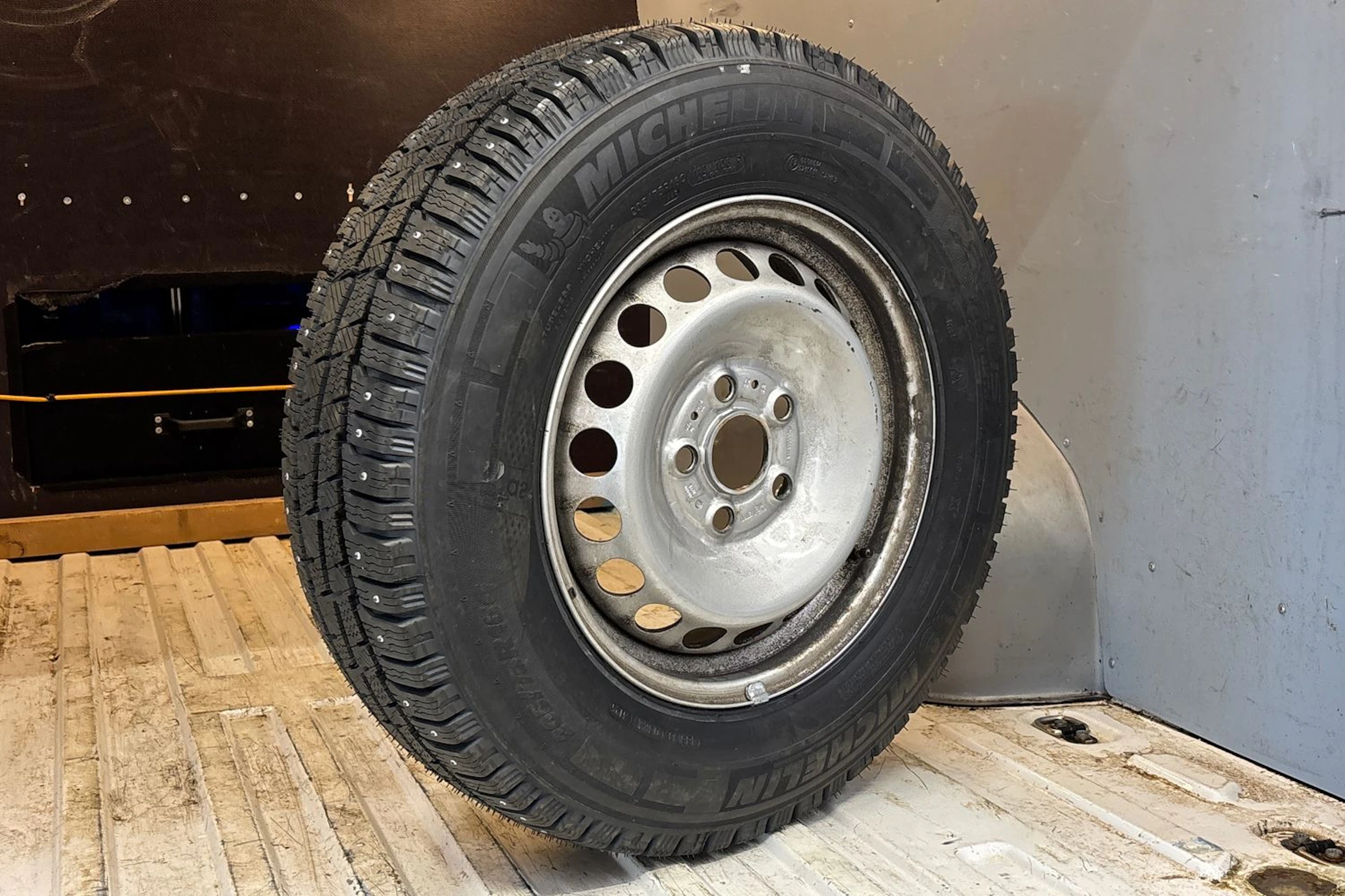 valkoinen Volkswagen Crafter 2021 kuva 13.