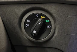 valkoinen Volkswagen Crafter 2021 kuva 24.