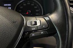 valkoinen Volkswagen Crafter 2021 kuva 26.