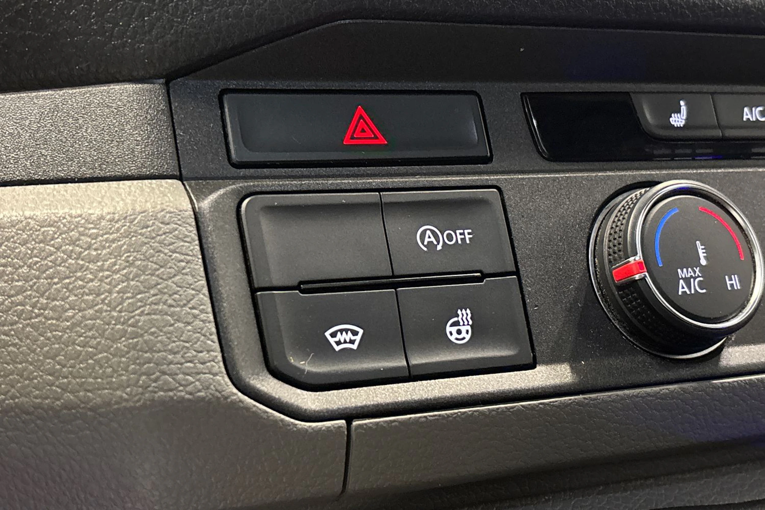 valkoinen Volkswagen Crafter 2021 kuva 27.