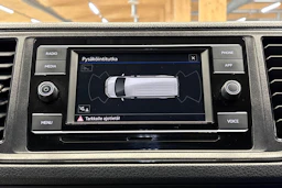 valkoinen Volkswagen Crafter 2021 kuva 29.