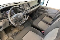 Musta Volkswagen CRAFTER 2021 kuva 3.