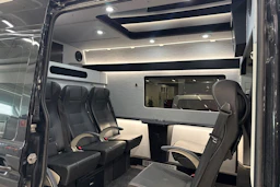 musta Volkswagen Crafter 2021 kuva 4.