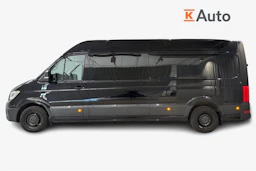 musta Volkswagen Crafter 2021 kuva 7.