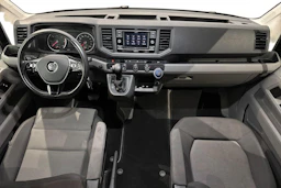 musta Volkswagen Crafter 2021 kuva 9.