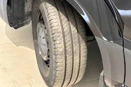 musta Volkswagen Crafter 2021 kuva 13.