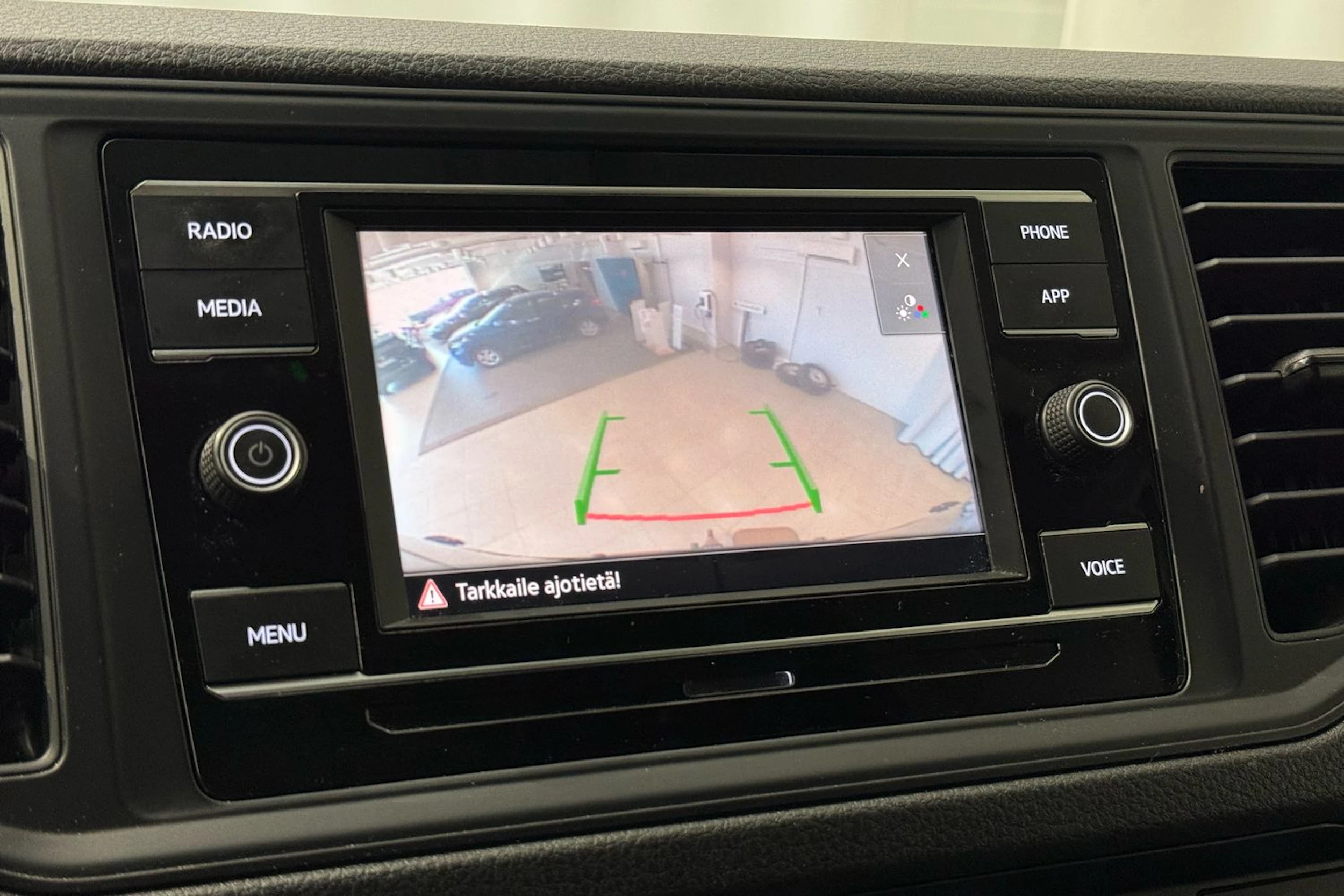 musta Volkswagen Crafter 2021 kuva 25.
