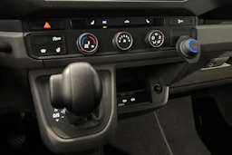 musta Volkswagen Crafter 2021 kuva 28.