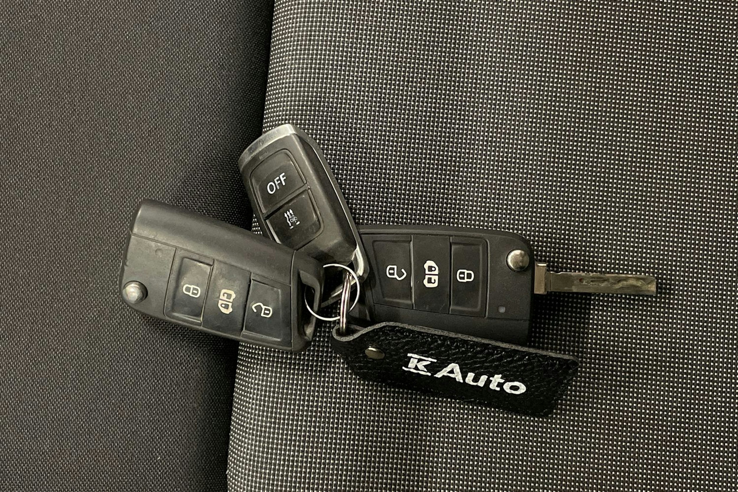 valkoinen Volkswagen Crafter 2021 kuva 24.