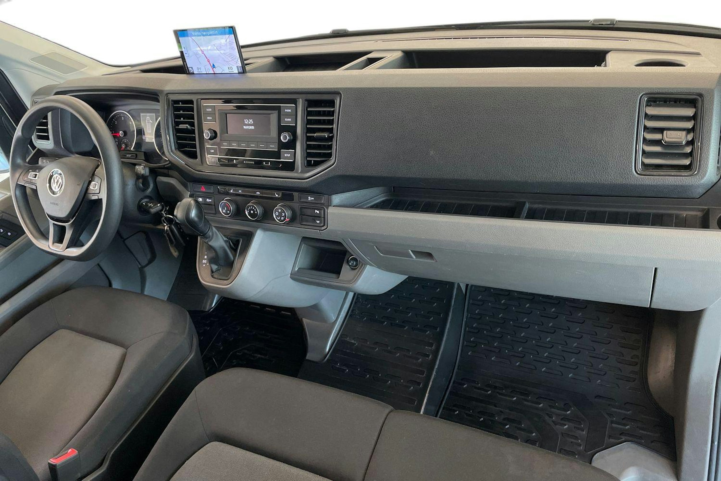Harmaa Volkswagen CRAFTER 2021 kuva 7.