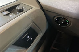 Harmaa Volkswagen CRAFTER 2021 kuva 16.