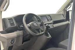 valkoinen Volkswagen Crafter 2021 kuva 6.
