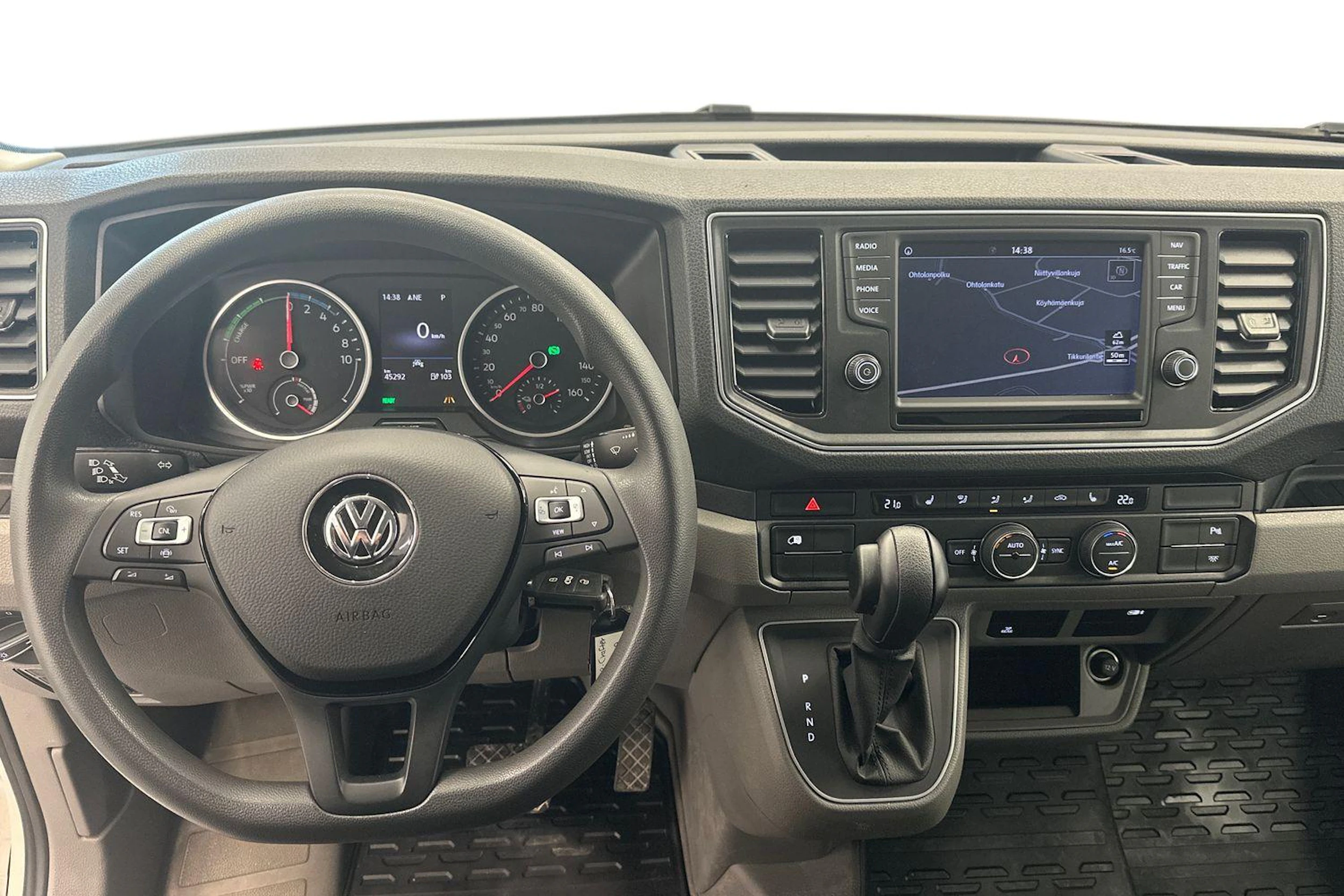 valkoinen Volkswagen Crafter 2021 kuva 7.