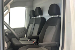 valkoinen Volkswagen Crafter 2021 kuva 8.