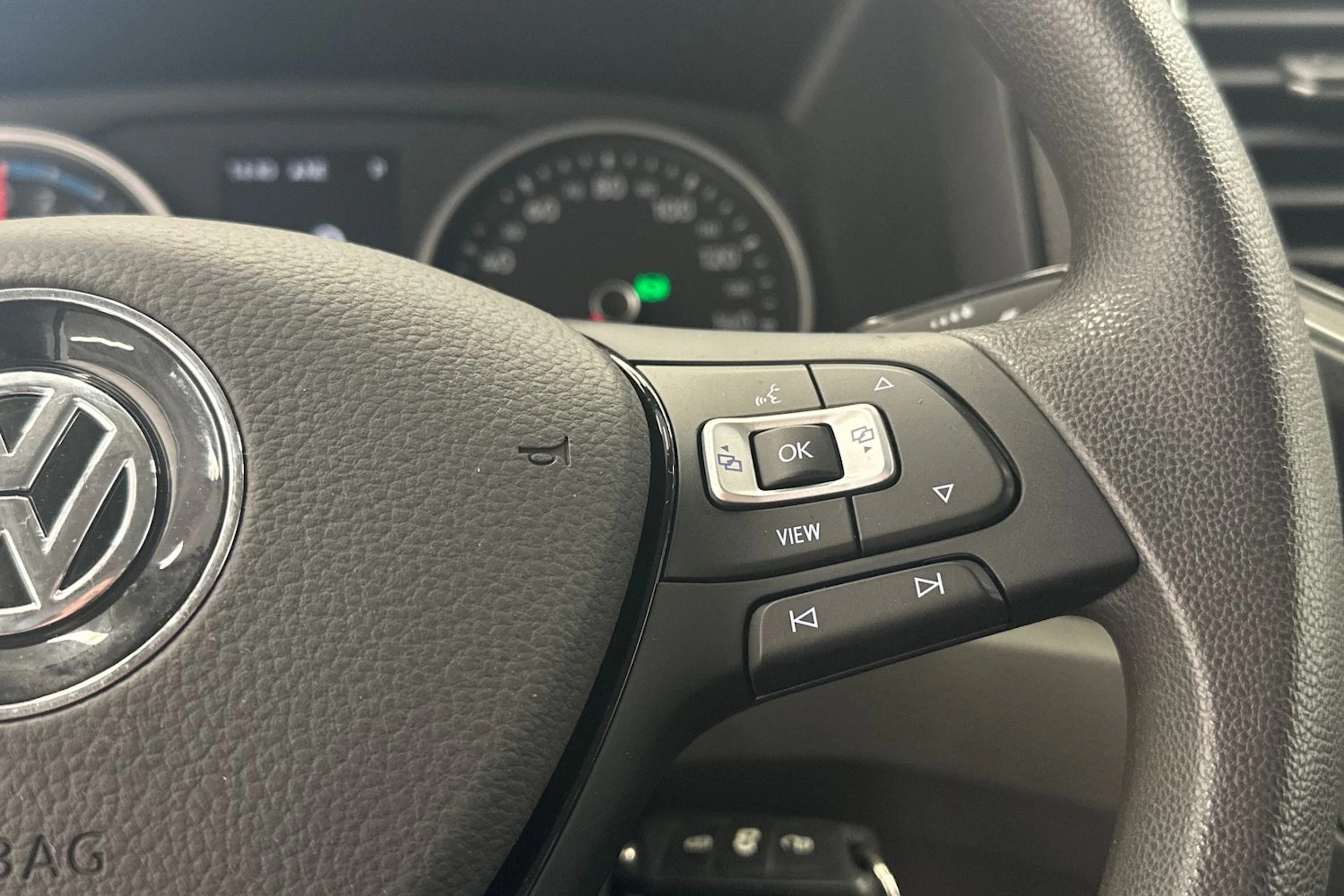 valkoinen Volkswagen Crafter 2021 kuva 13.