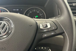 valkoinen Volkswagen Crafter 2021 kuva 13.