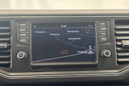 valkoinen Volkswagen Crafter 2021 kuva 15.
