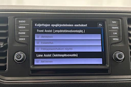 valkoinen Volkswagen Crafter 2021 kuva 16.