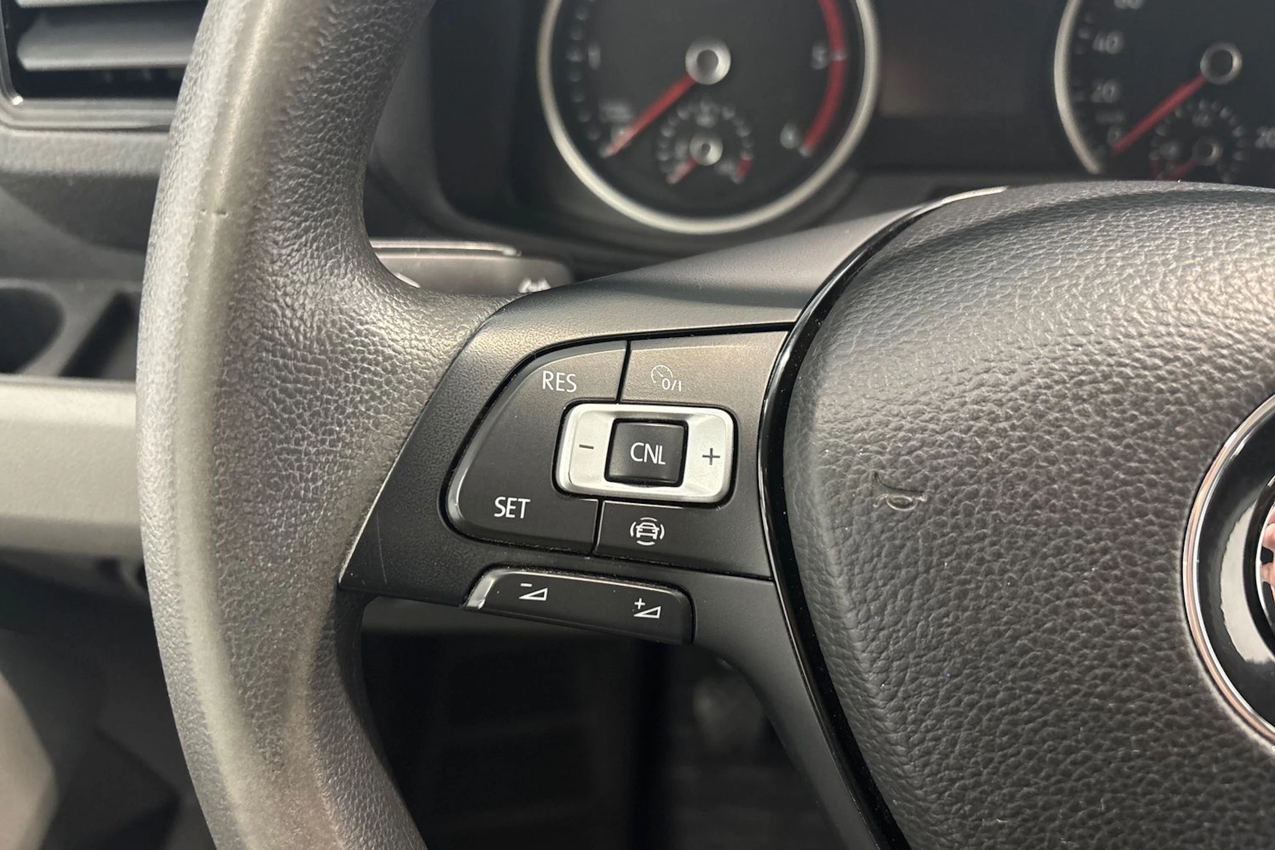 valkoinen Volkswagen Crafter 2021 kuva 12.