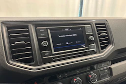 valkoinen Volkswagen Crafter 2021 kuva 19.