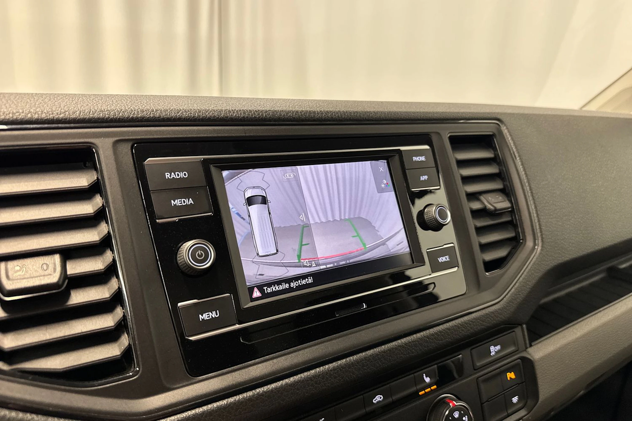 Harmaa Volkswagen CRAFTER 2021 kuva 19.