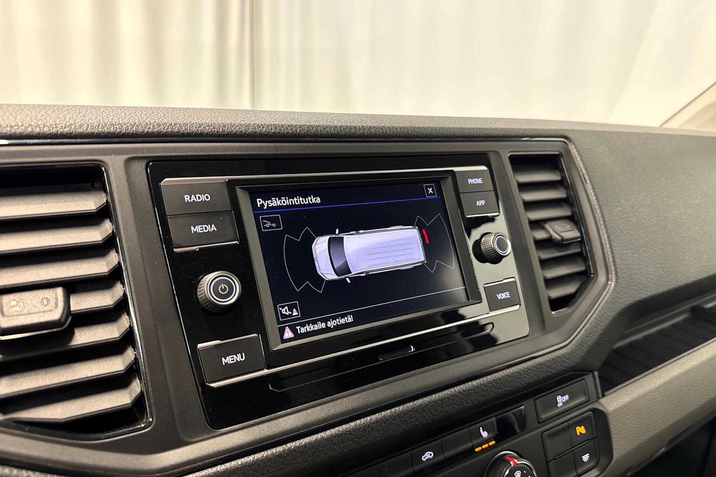 Harmaa Volkswagen CRAFTER 2021 kuva 20.