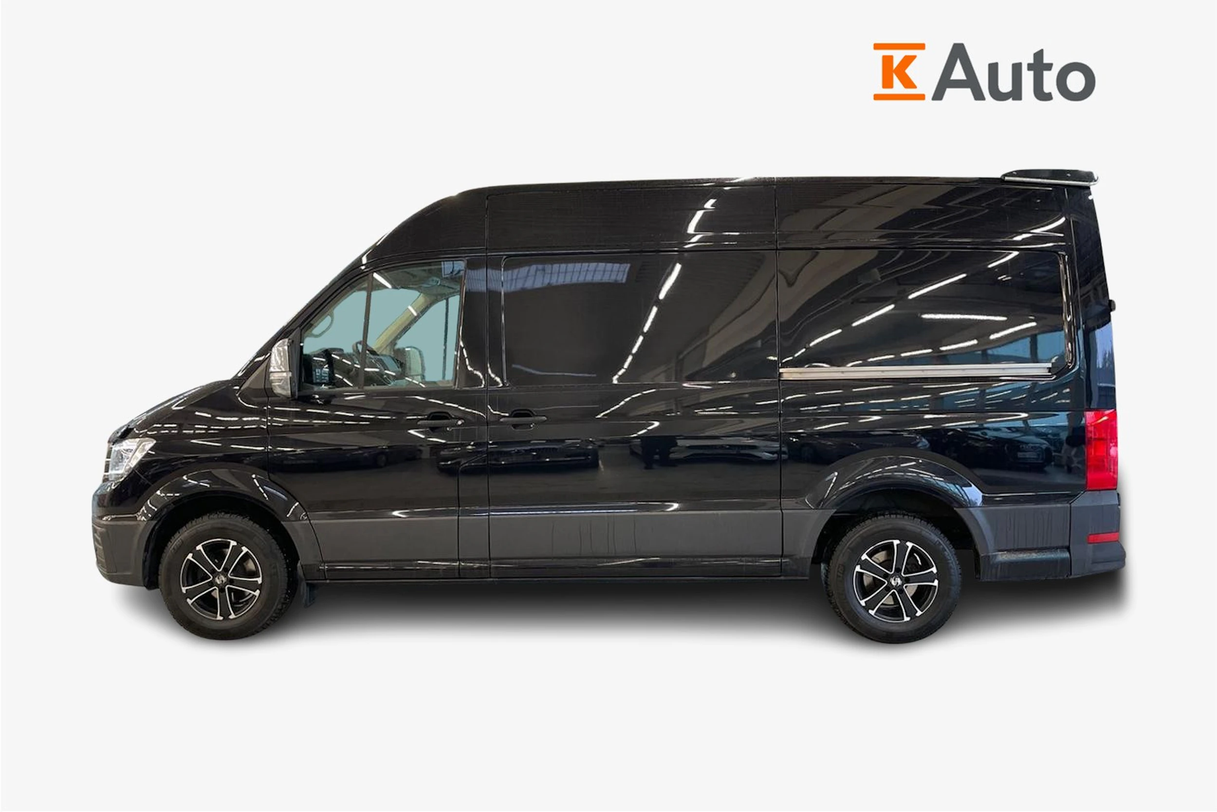 Musta Volkswagen CRAFTER 2021 kuva 5.