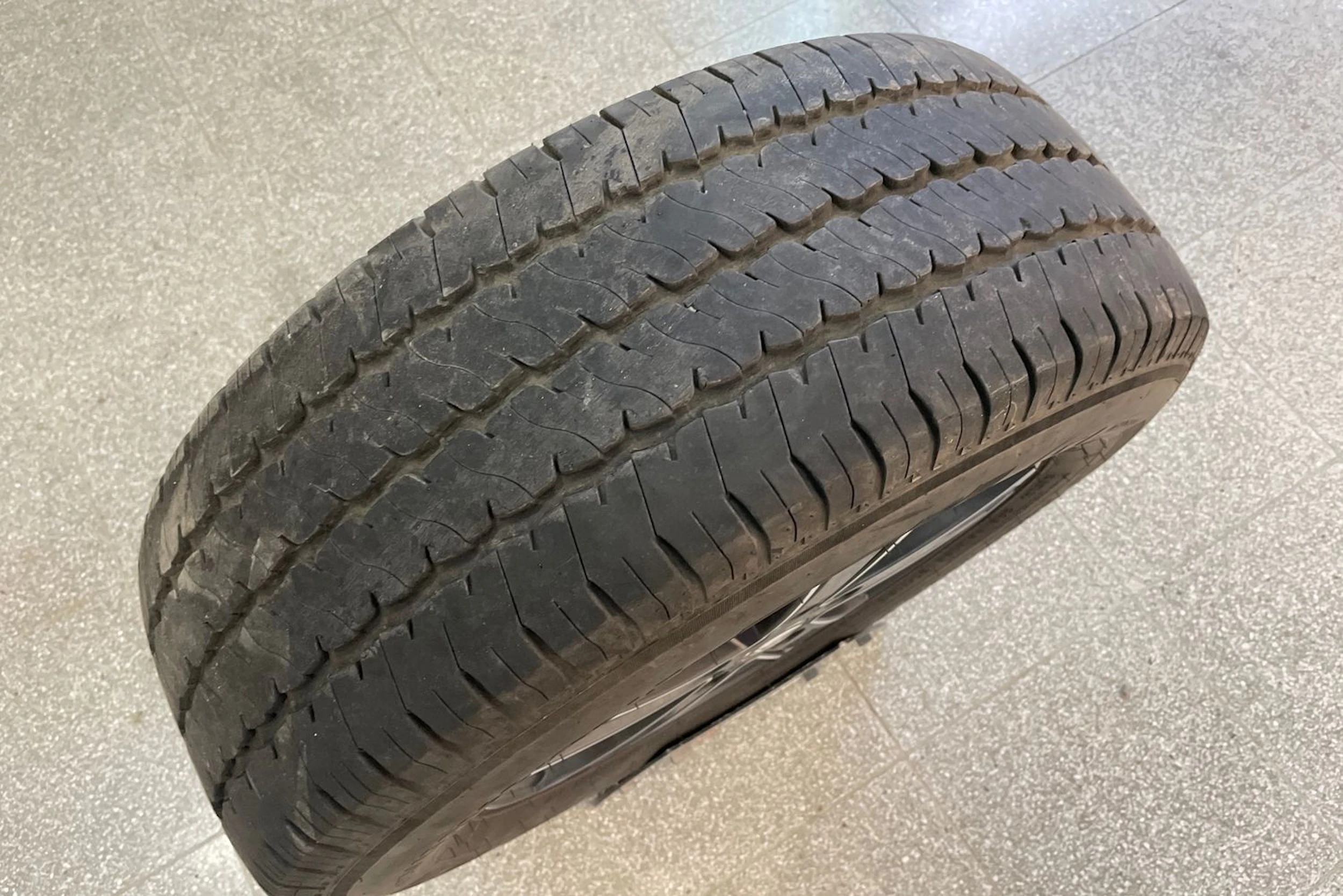 Musta Volkswagen CRAFTER 2021 kuva 12.