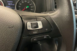 Musta Volkswagen CRAFTER 2021 kuva 15.