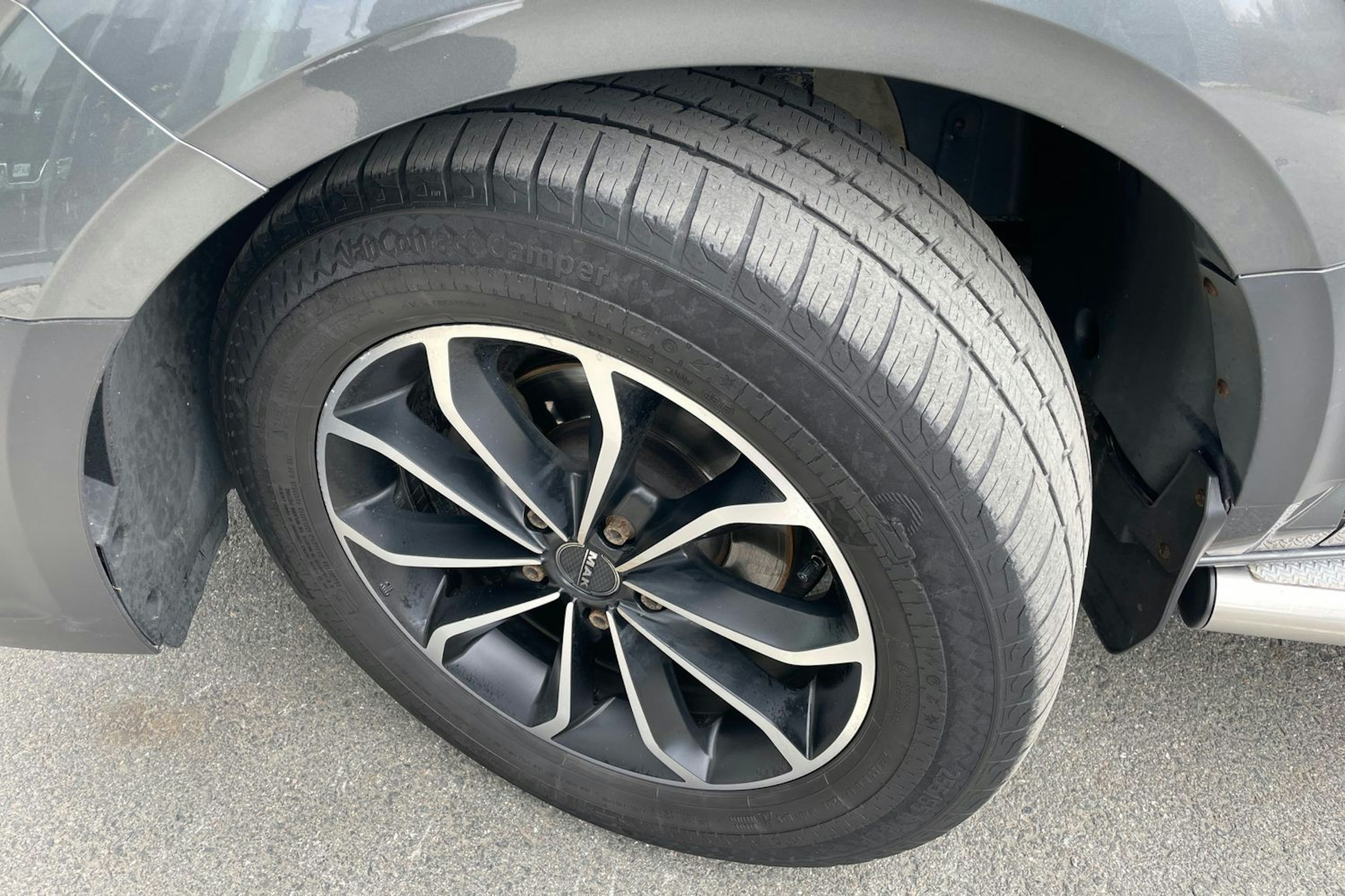 harmaa Volkswagen Crafter 2021 kuva 13.