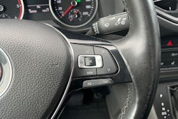 harmaa Volkswagen Crafter 2021 kuva 18.