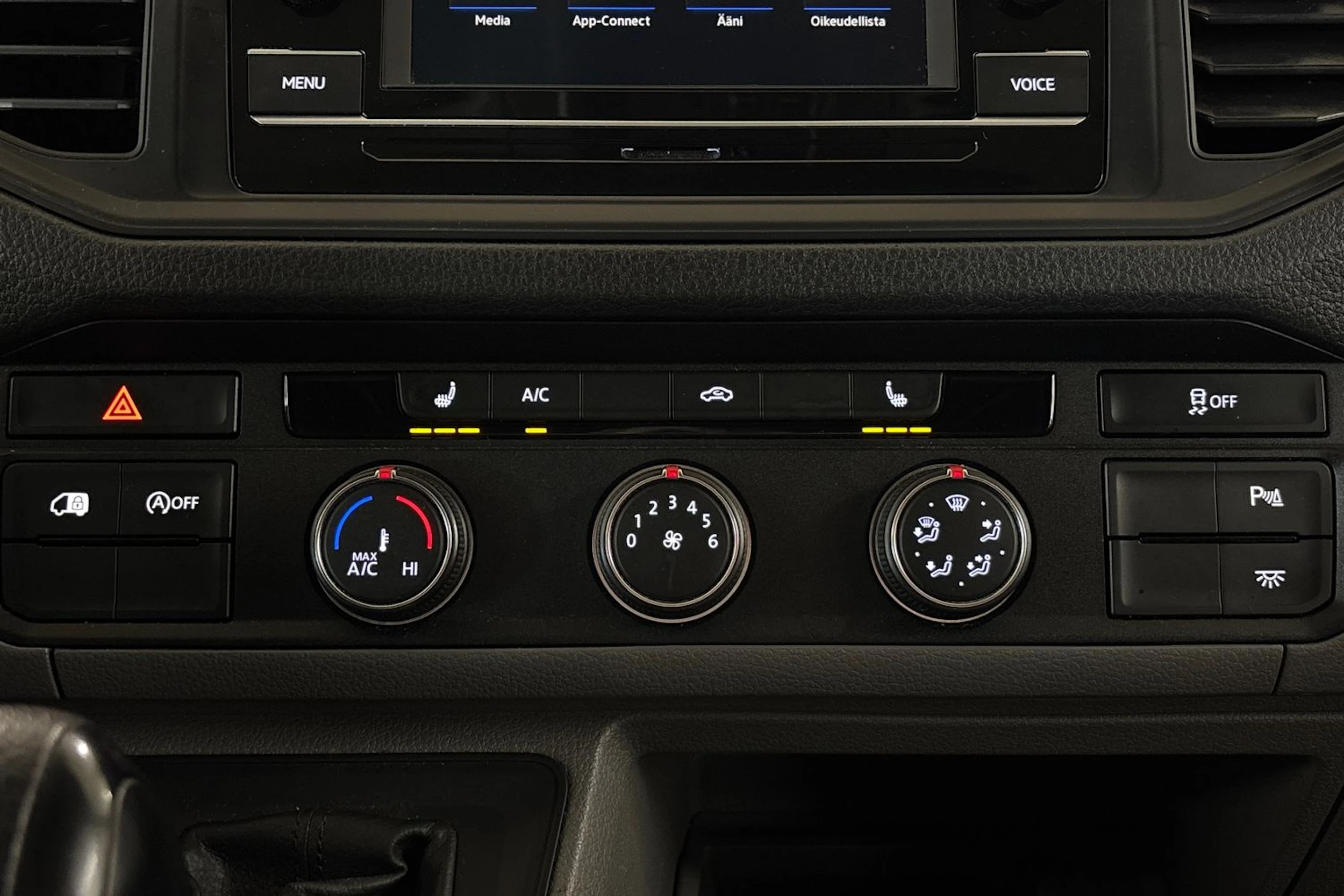 musta Volkswagen Crafter 2021 kuva 19.