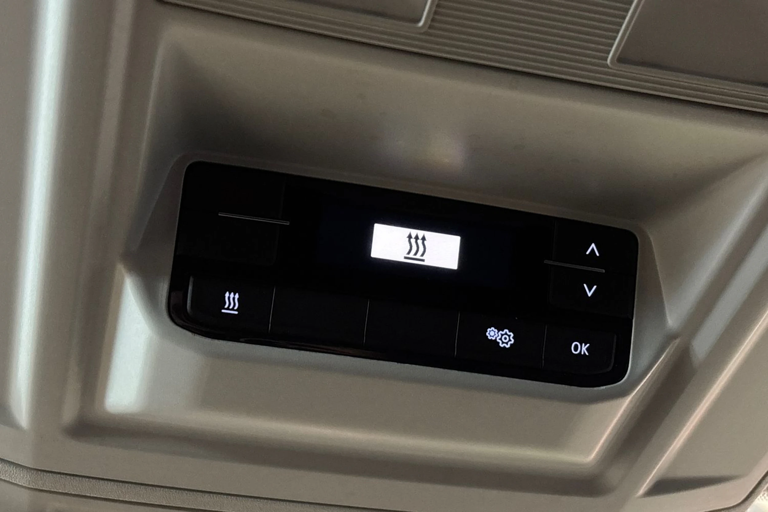 musta Volkswagen Crafter 2021 kuva 20.
