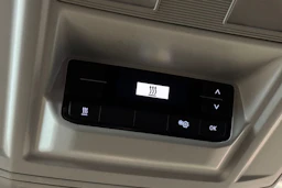 musta Volkswagen Crafter 2021 kuva 20.