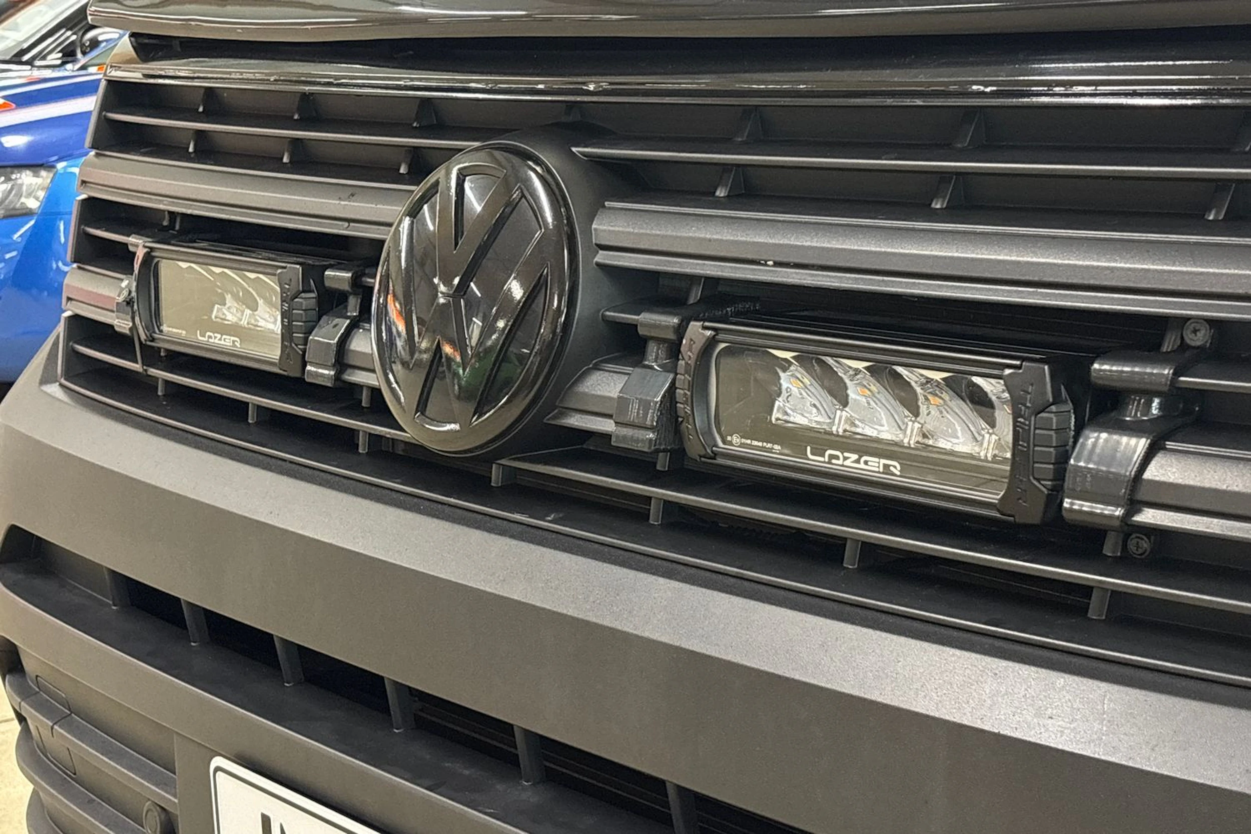 musta Volkswagen Crafter 2021 kuva 32.