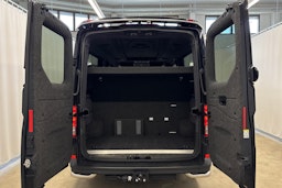 musta Volkswagen Crafter 2021 kuva 23.