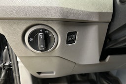 musta Volkswagen Crafter 2021 kuva 18.