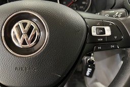 musta Volkswagen Crafter 2021 kuva 20.