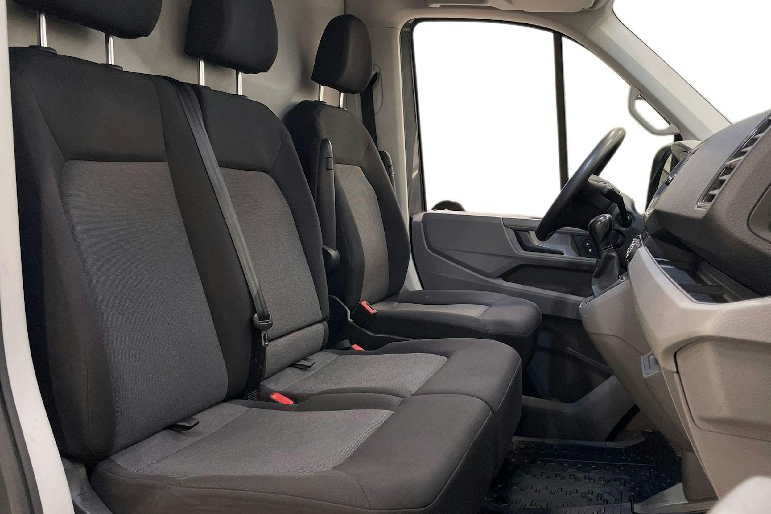 harmaa Volkswagen Crafter 2021 kuva 11.