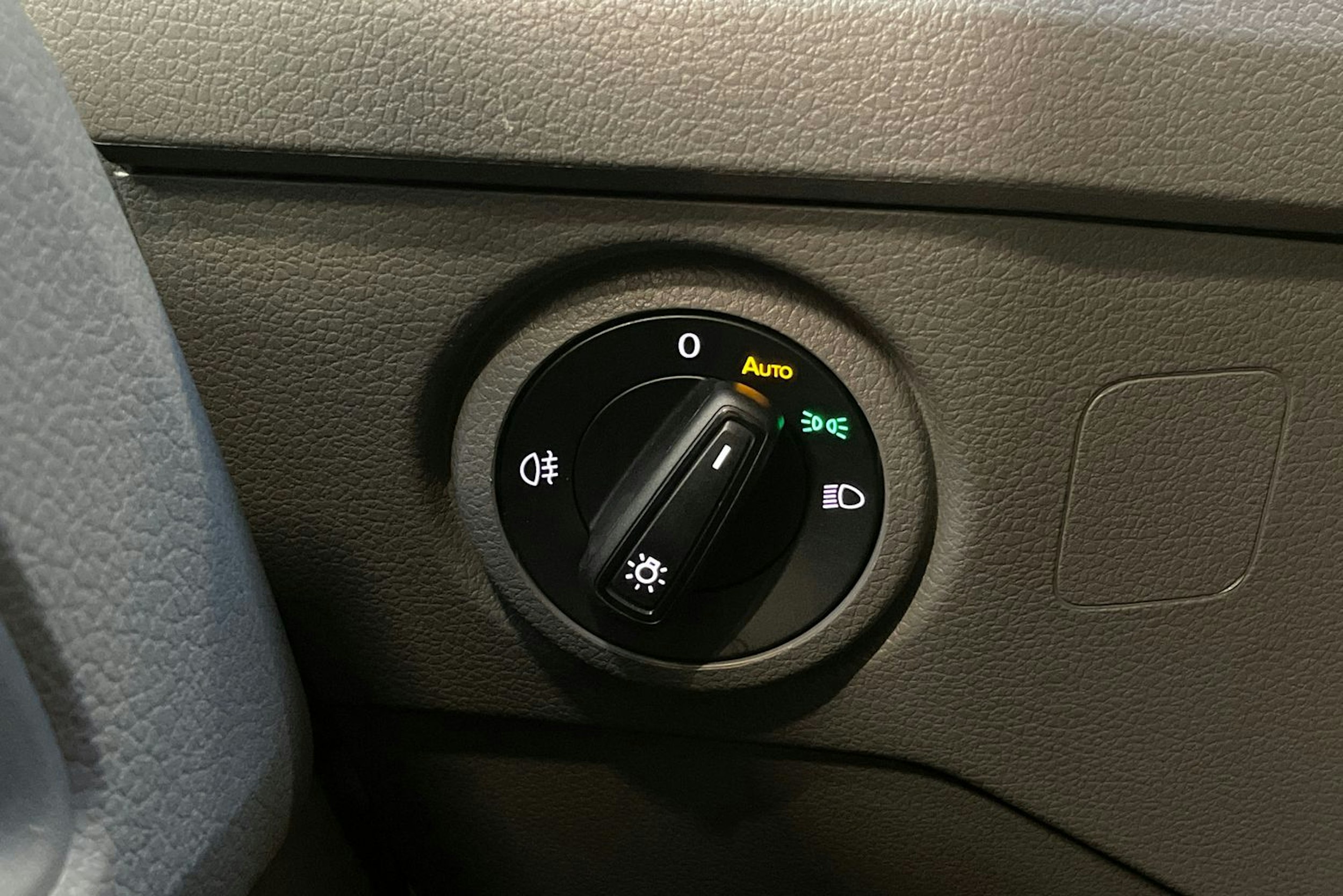 harmaa Volkswagen Crafter 2021 kuva 22.