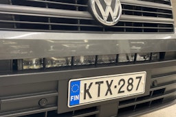 harmaa Volkswagen Crafter 2021 kuva 28.
