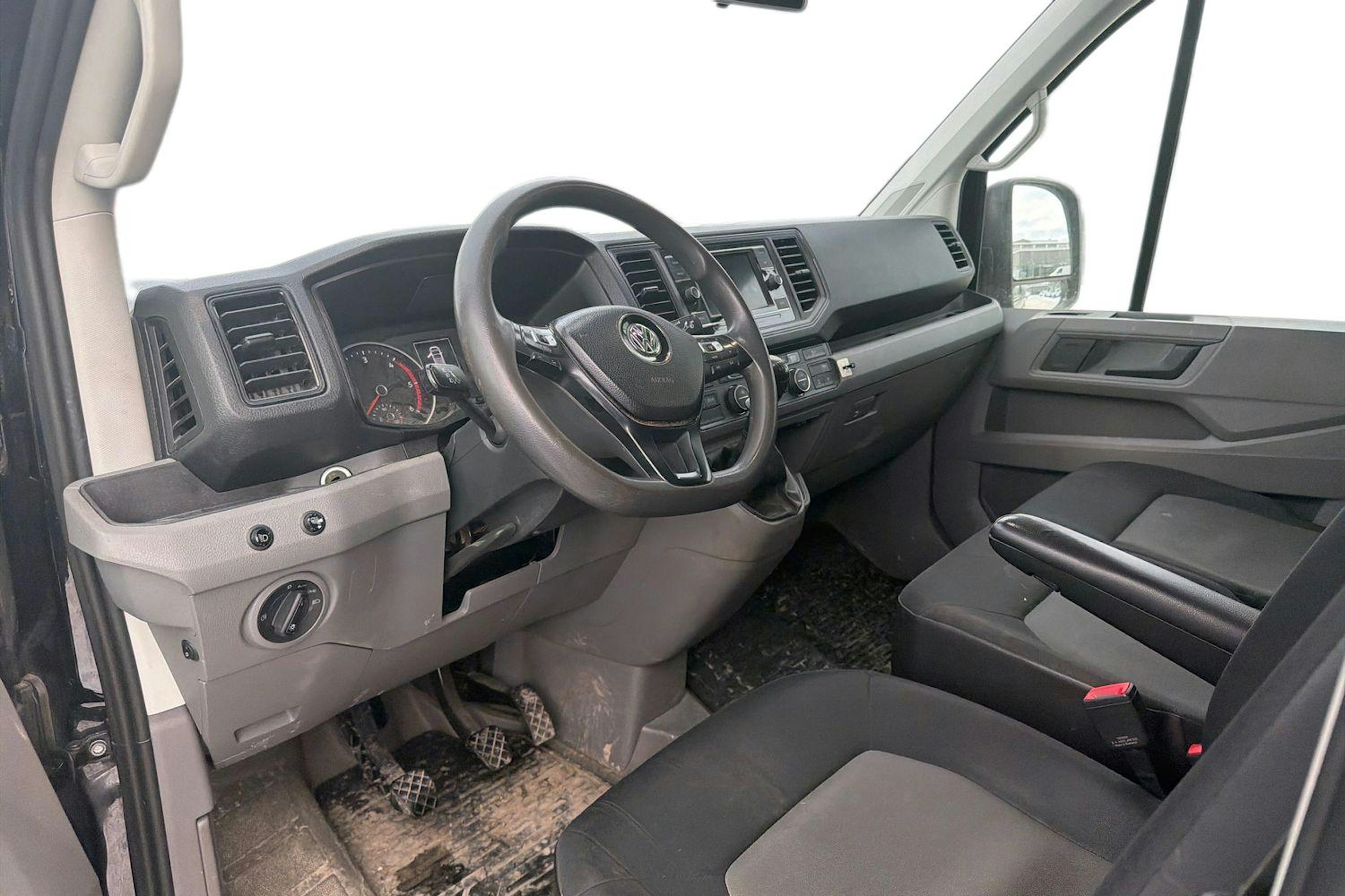 met. musta Volkswagen Crafter 2021 kuva 3.