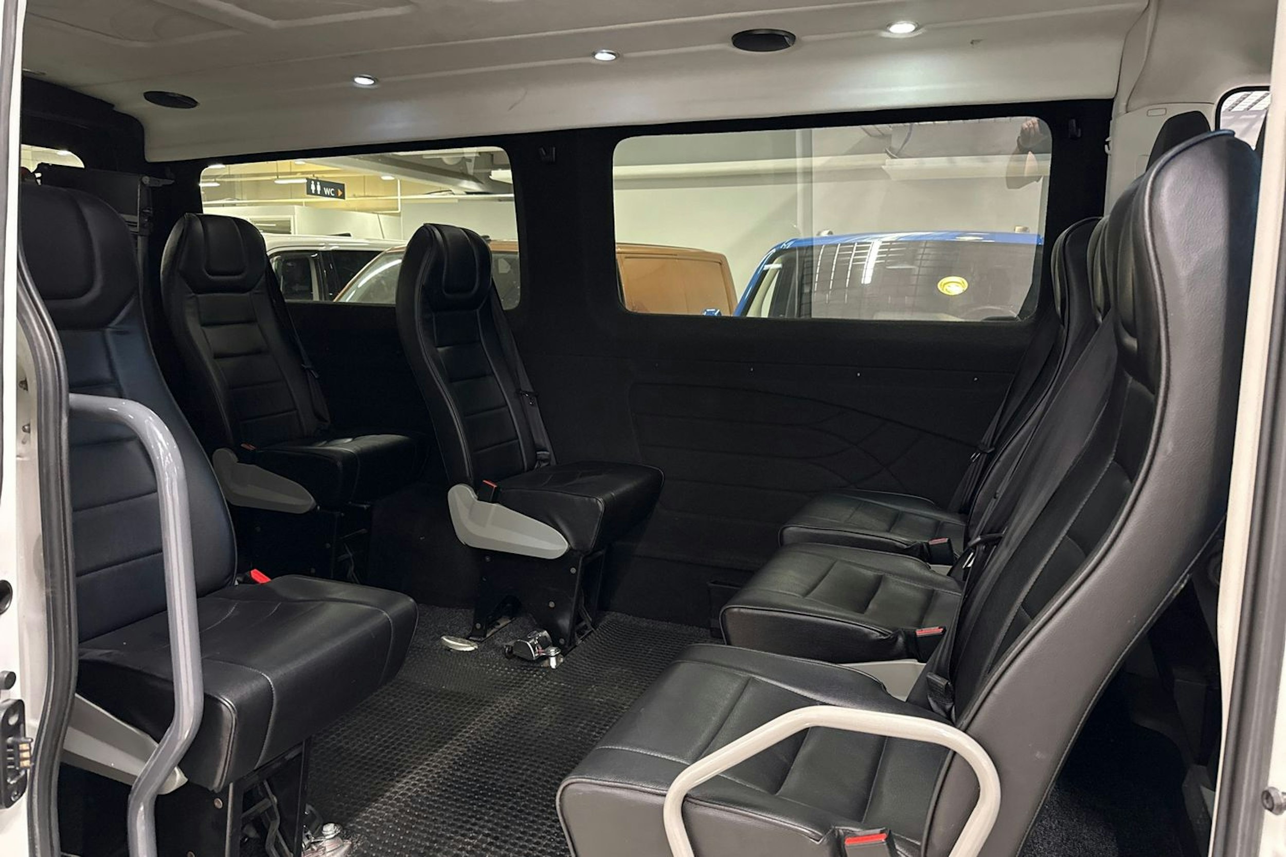 Valkoinen Volkswagen CRAFTER 2021 kuva 18.