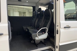 valkoinen Volkswagen Crafter 2021 kuva 14.