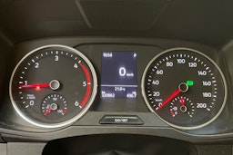valkoinen Volkswagen Crafter 2021 kuva 20.