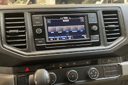 valkoinen Volkswagen Crafter 2021 kuva 21.