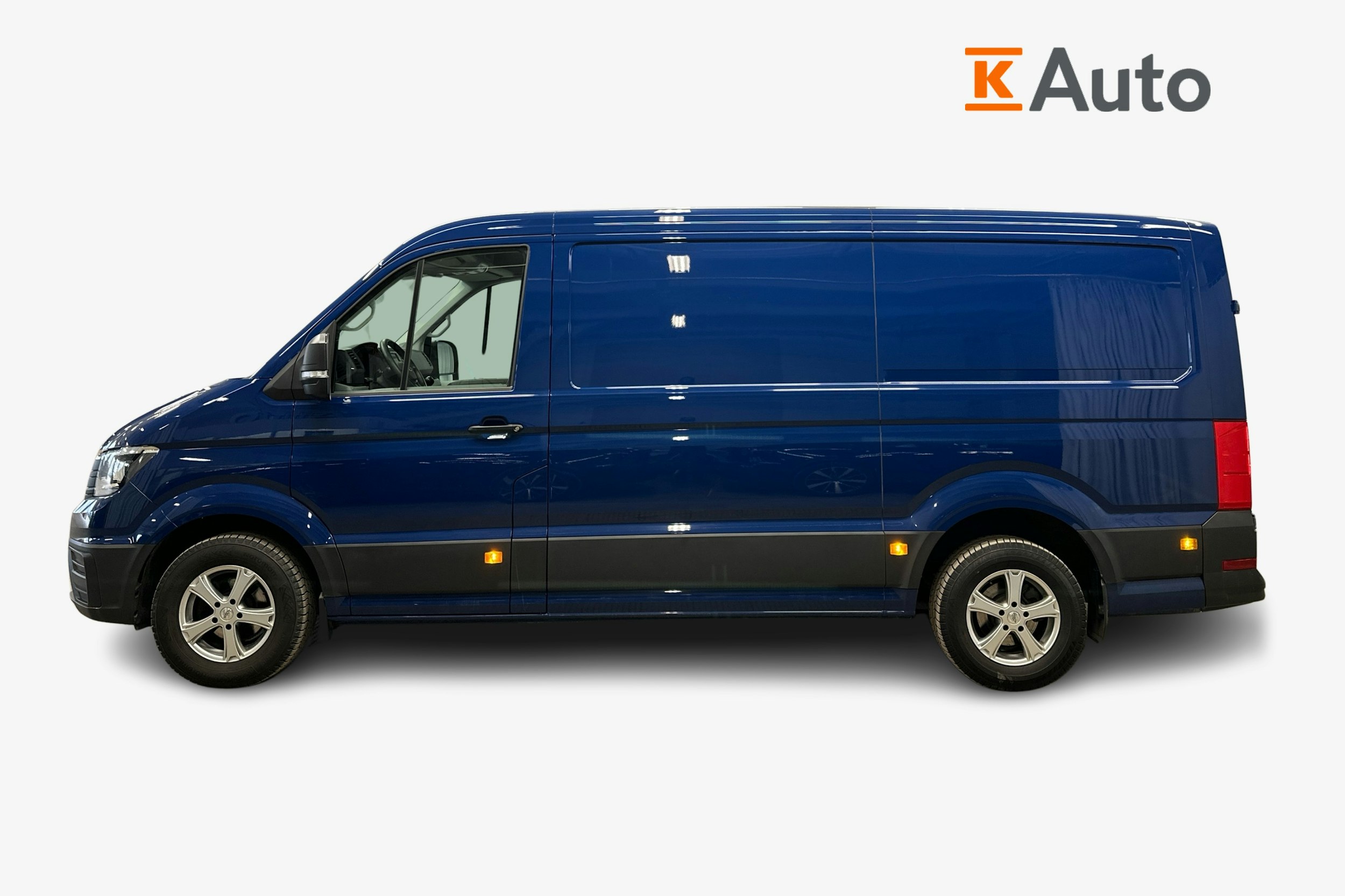 sininen Volkswagen Crafter 2021 kuva 5.