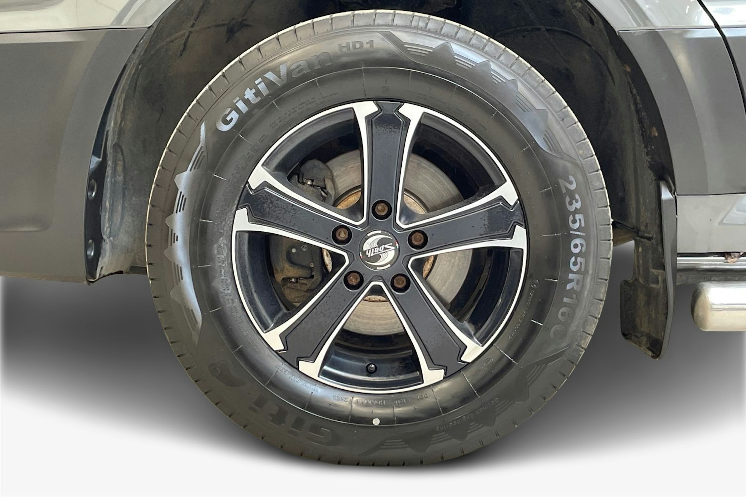 met. harmaa Volkswagen Crafter 2021 kuva 10.