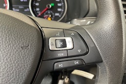 met. harmaa Volkswagen Crafter 2021 kuva 22.