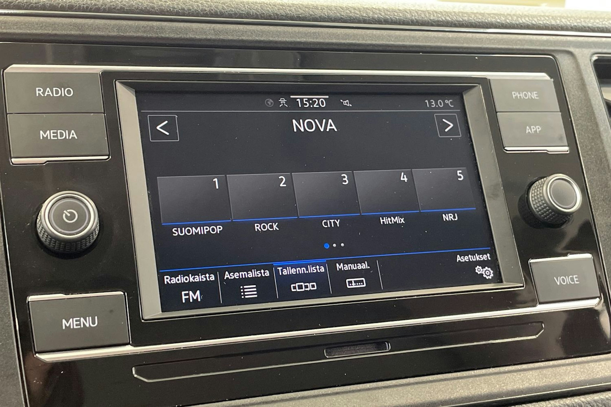 met. harmaa Volkswagen Crafter 2021 kuva 23.